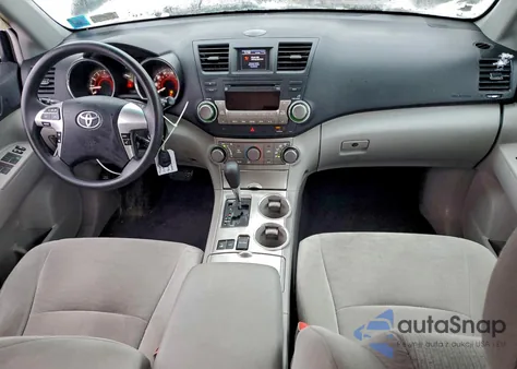 2012 Toyota Highlander Base z USA, uszkodzony, nr VIN 5TDBK3EH9CS095145